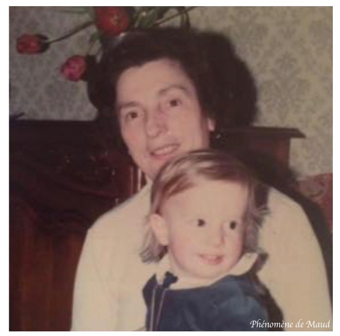 grand mere et petite fille.jpg